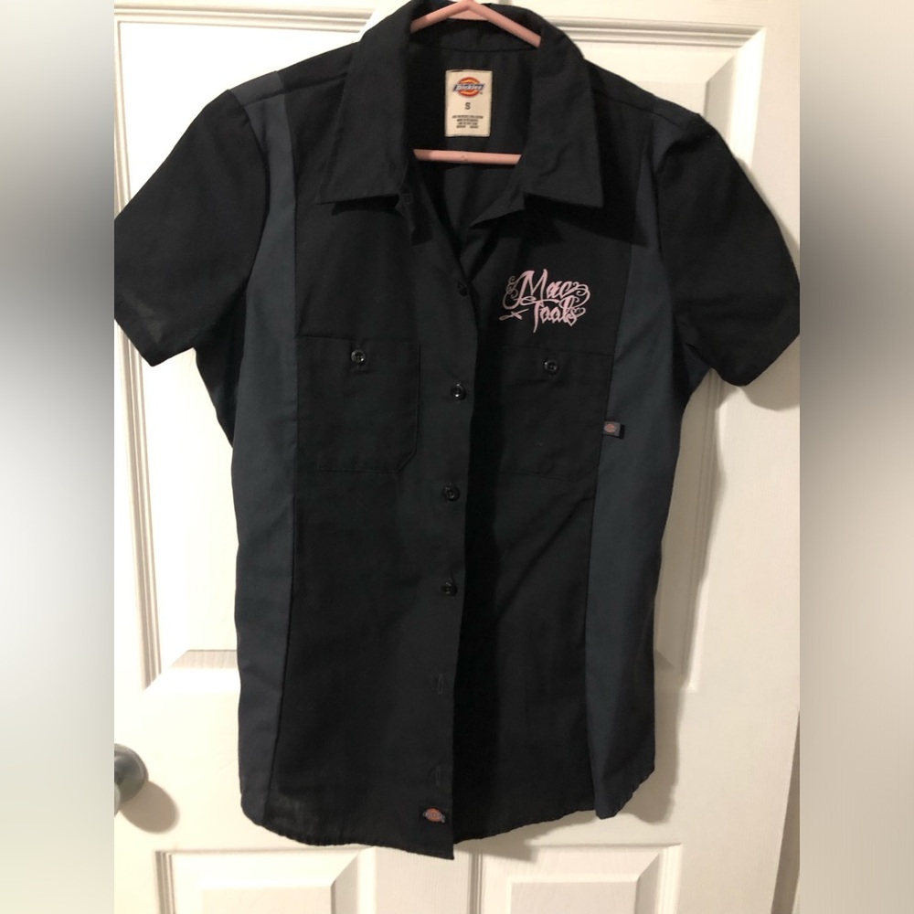 Dickies women’s shirt